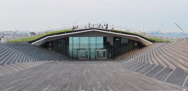 横浜らしい景色がすべて見られる海の玄関口